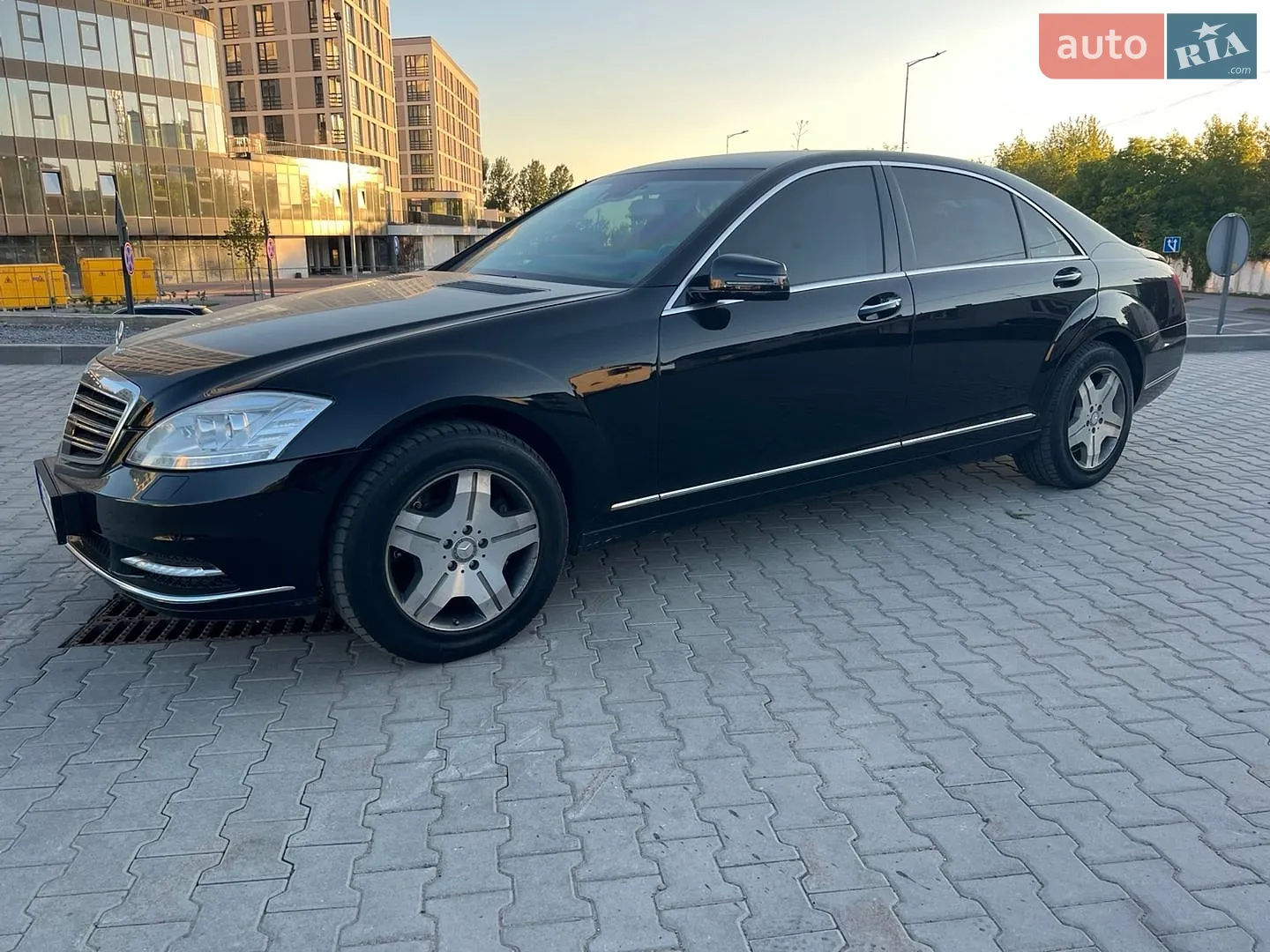 Mercedes-Benz S-Class, 2008