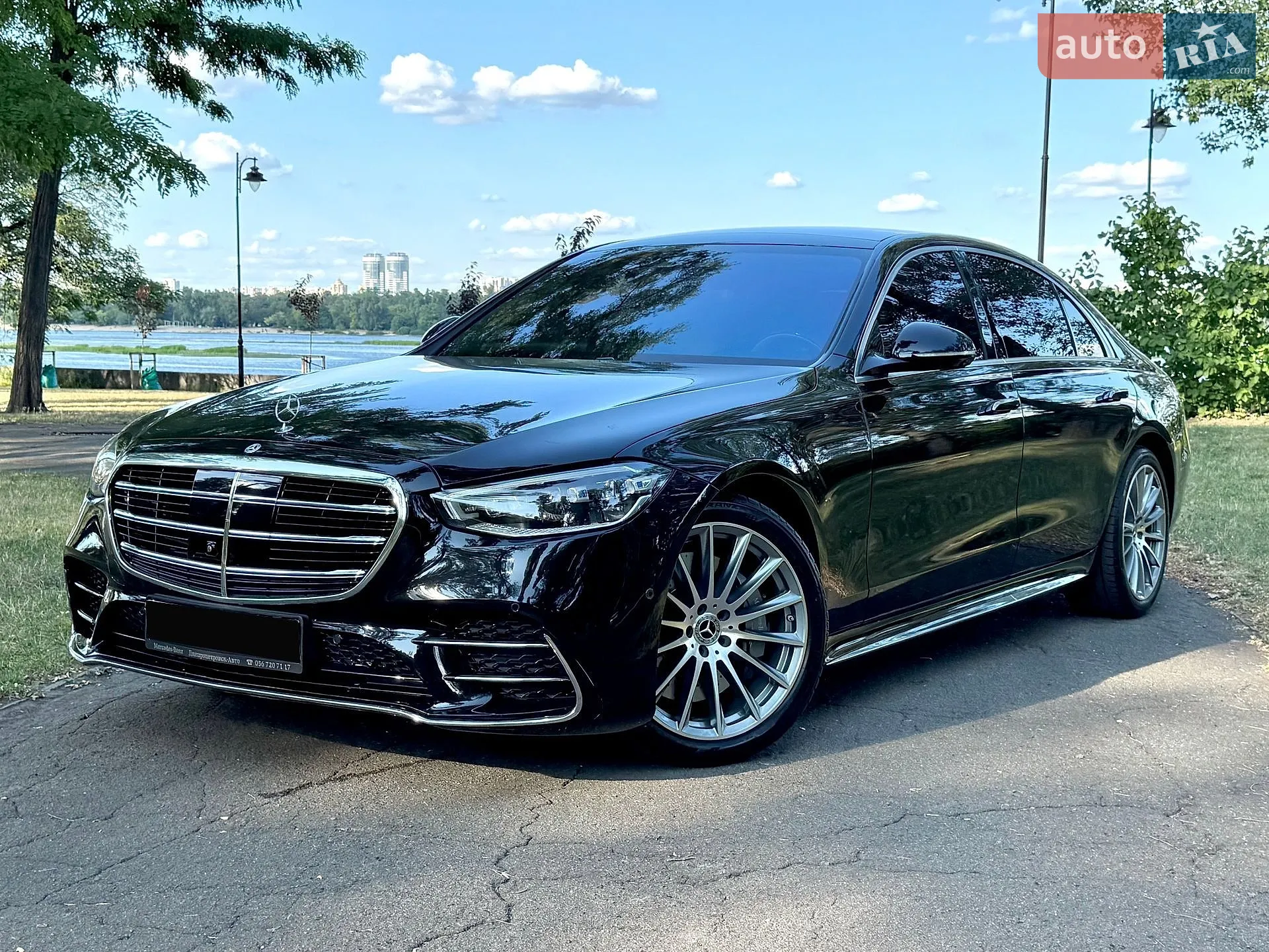 Mercedes-Benz S-Class, 2023