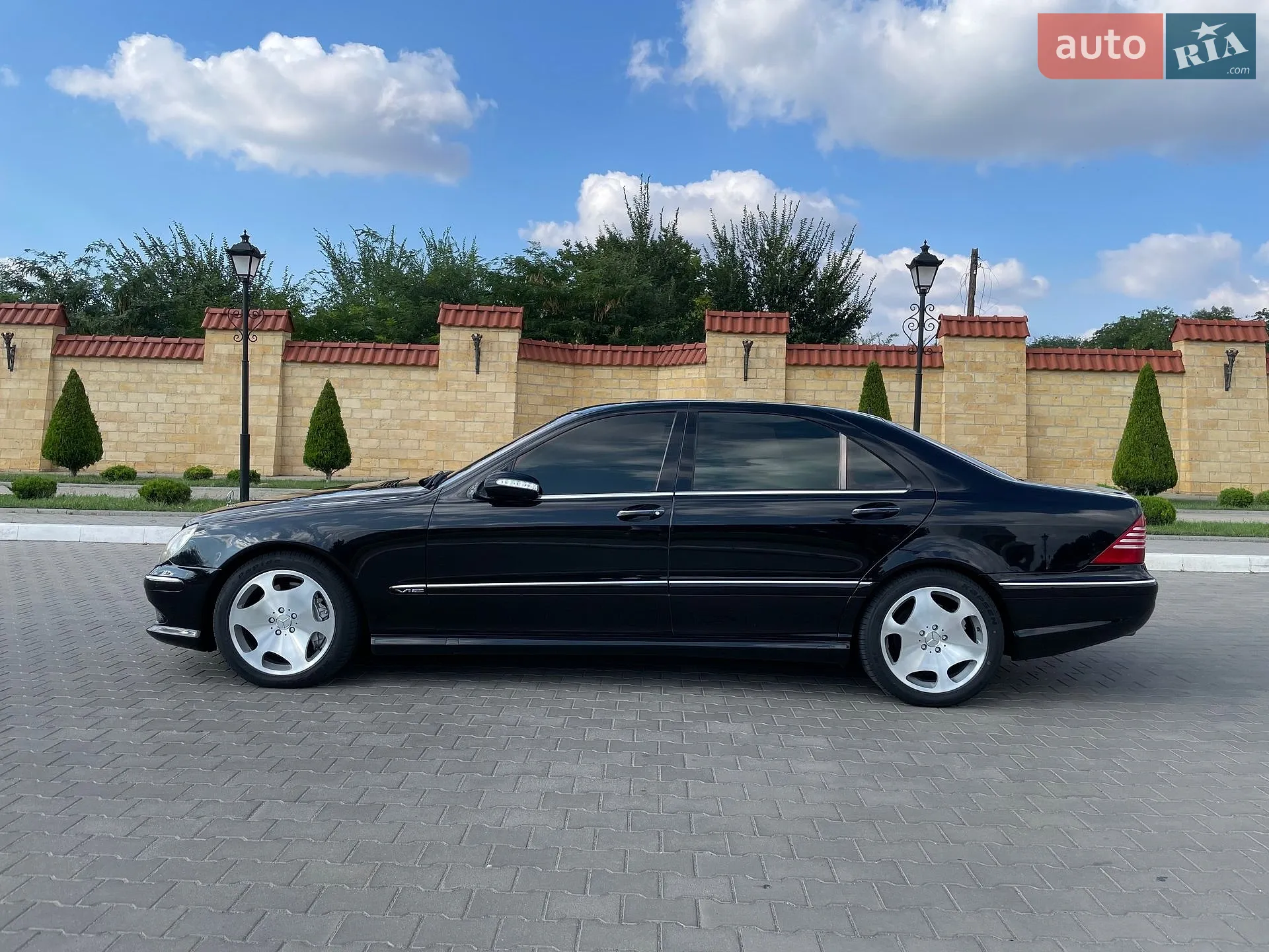 Mercedes-Benz S-Class, 2004