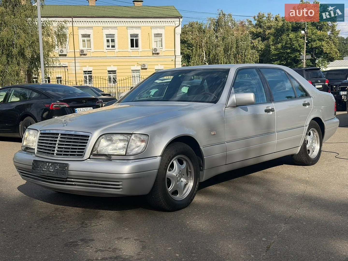Mercedes-Benz S-Class, 1995