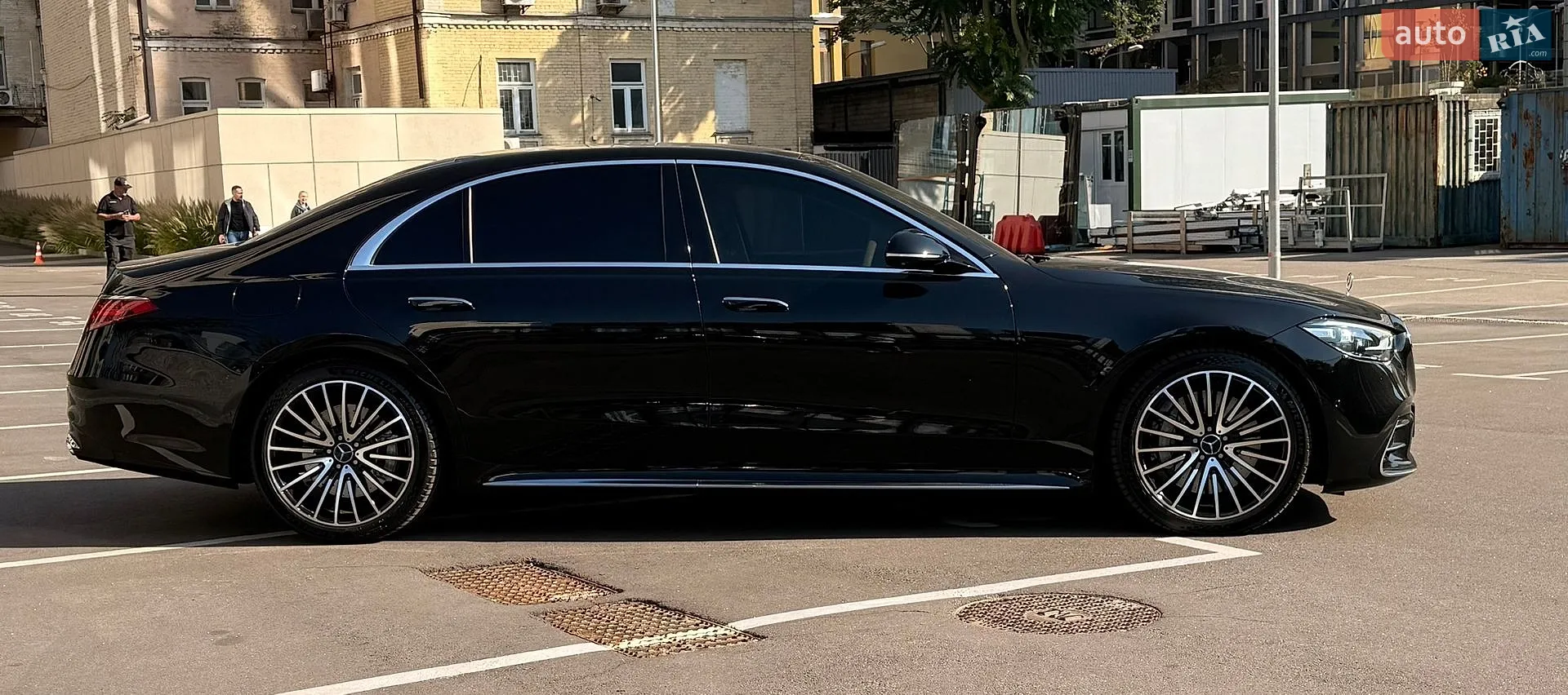 Mercedes-Benz S-Class, 2023