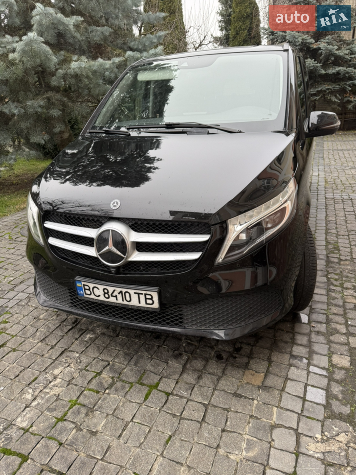Mercedes-Benz V-Class 2021 — 1