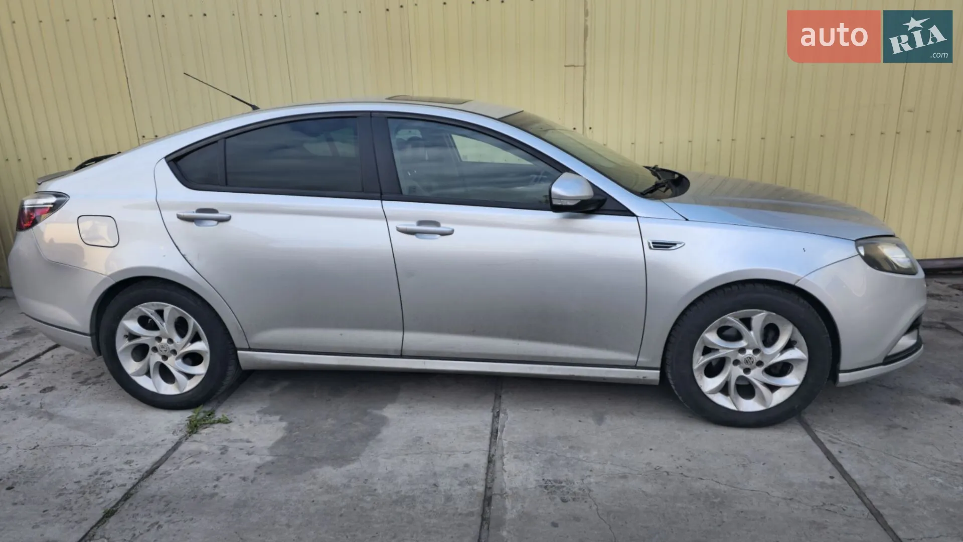 MG 6, 2013