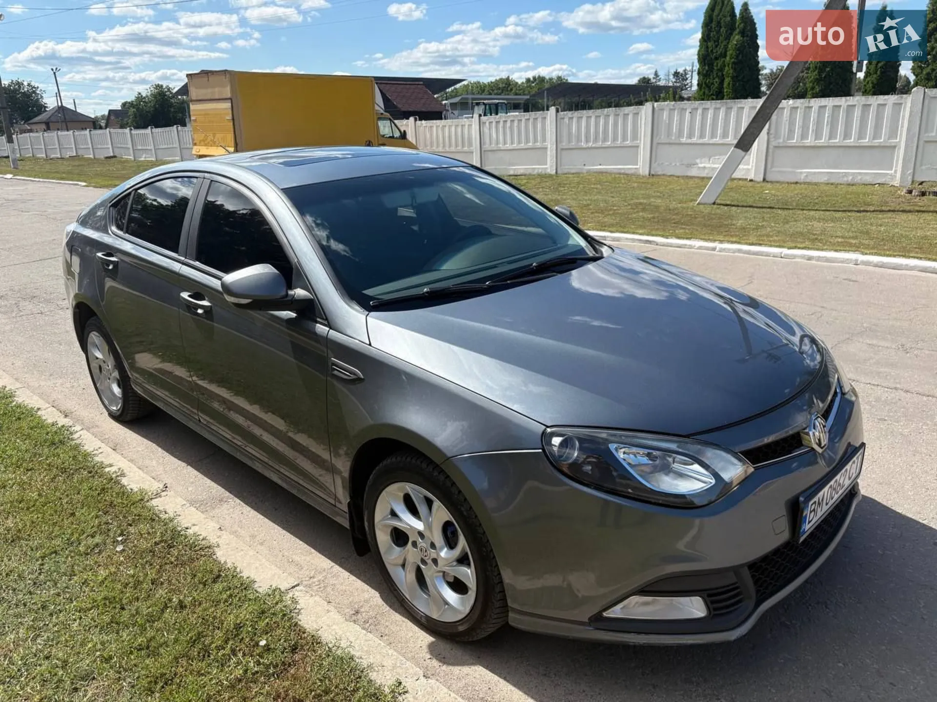 MG 6, 2012