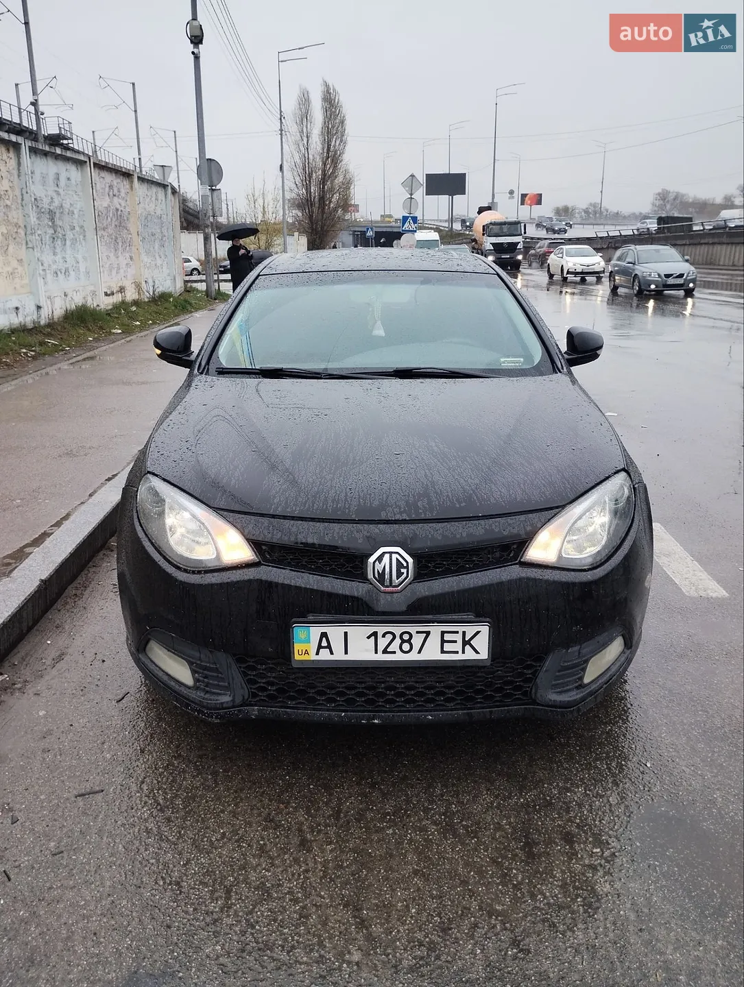 MG 6, 2012