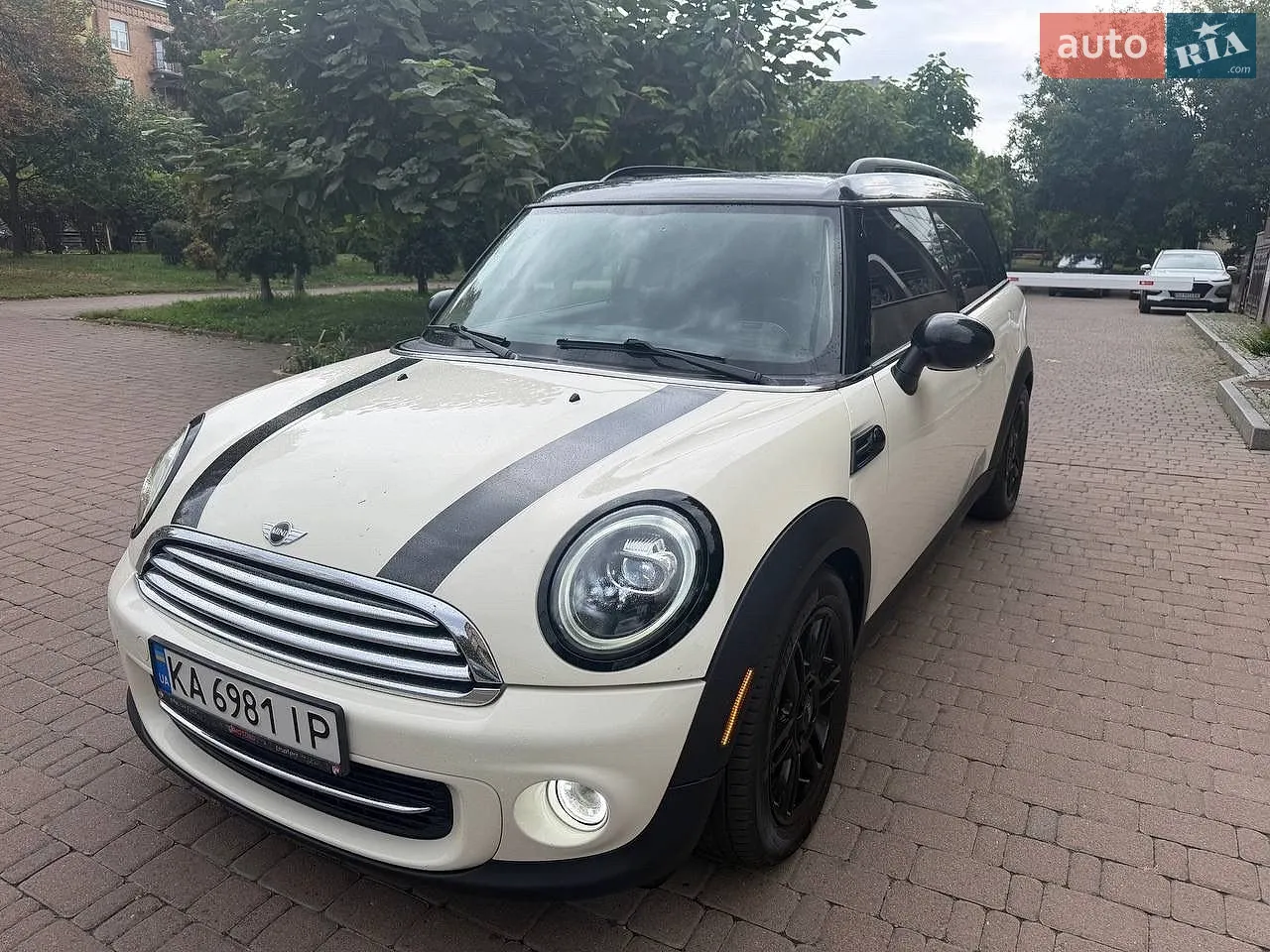 MINI Clubman, 2012