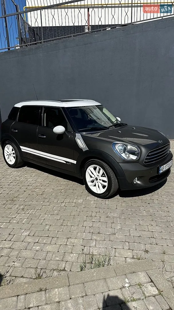 MINI Cooper, 2011