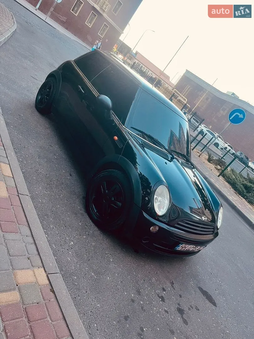 MINI Cooper, 2005