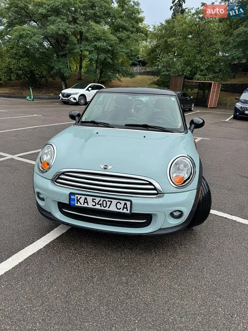 MINI Cooper, 2011