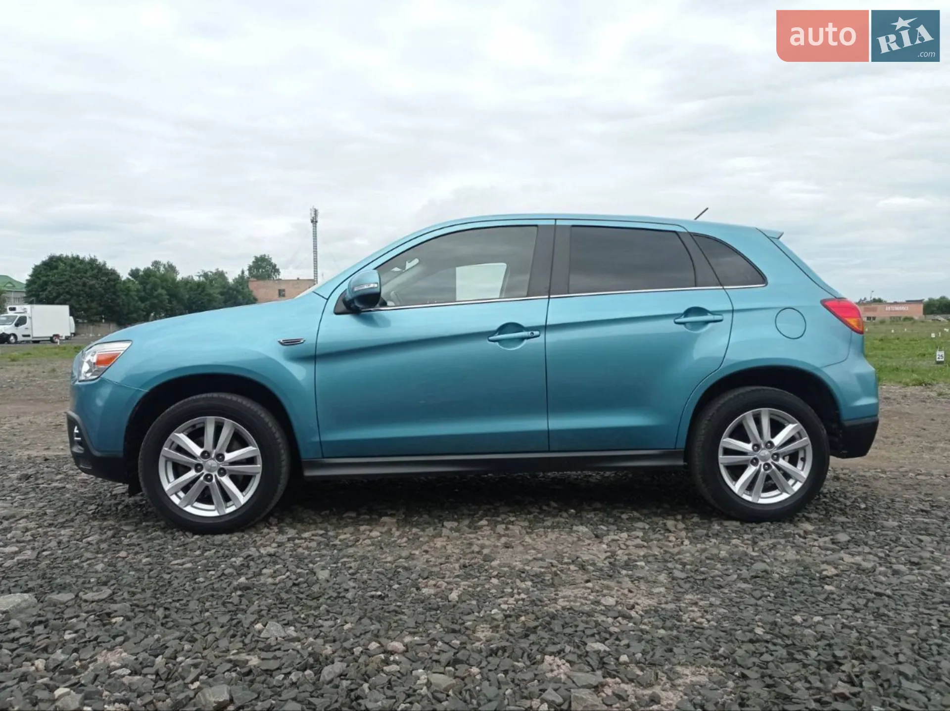 Mitsubishi ASX, 2011