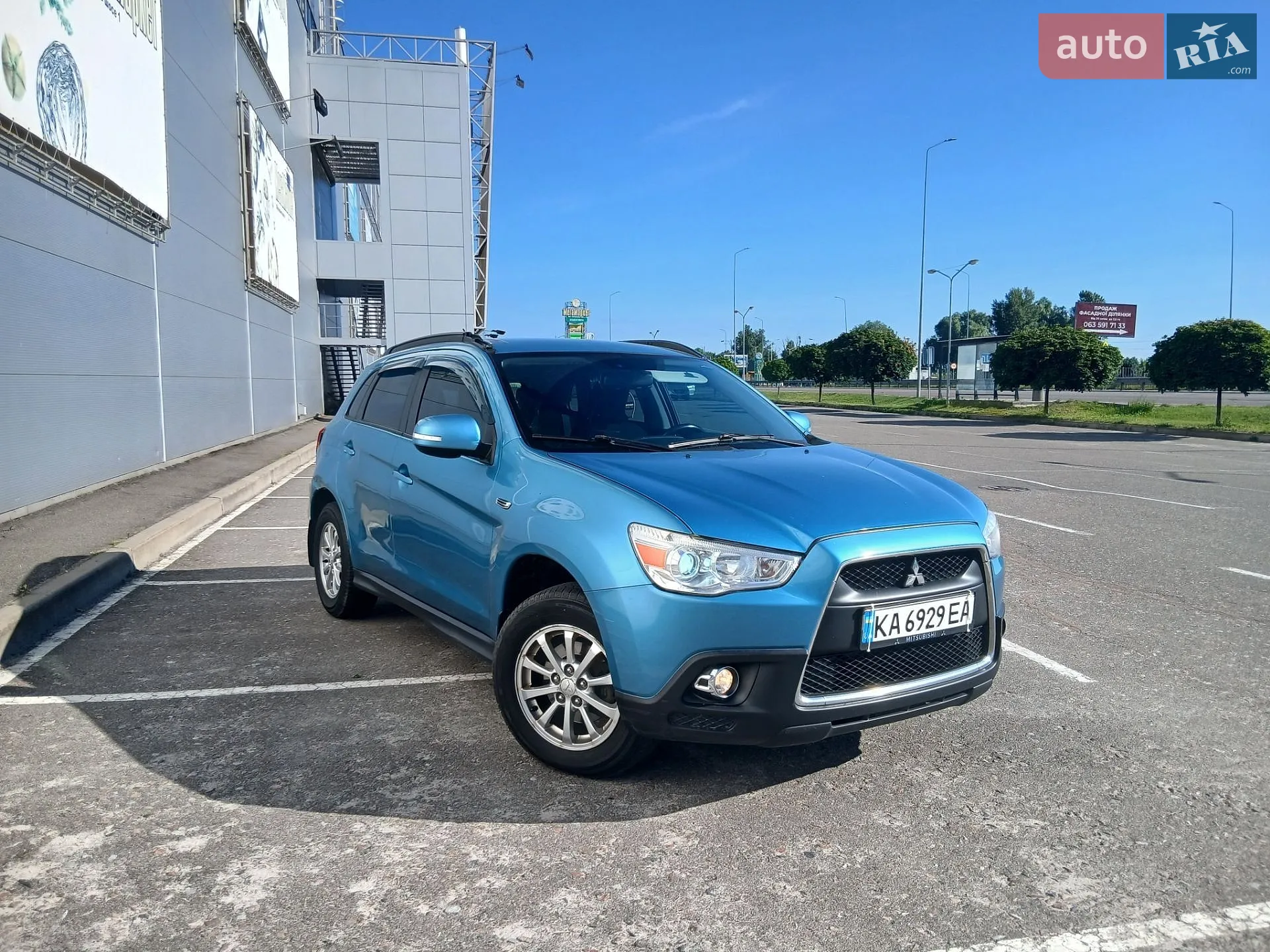 Mitsubishi ASX, 2011