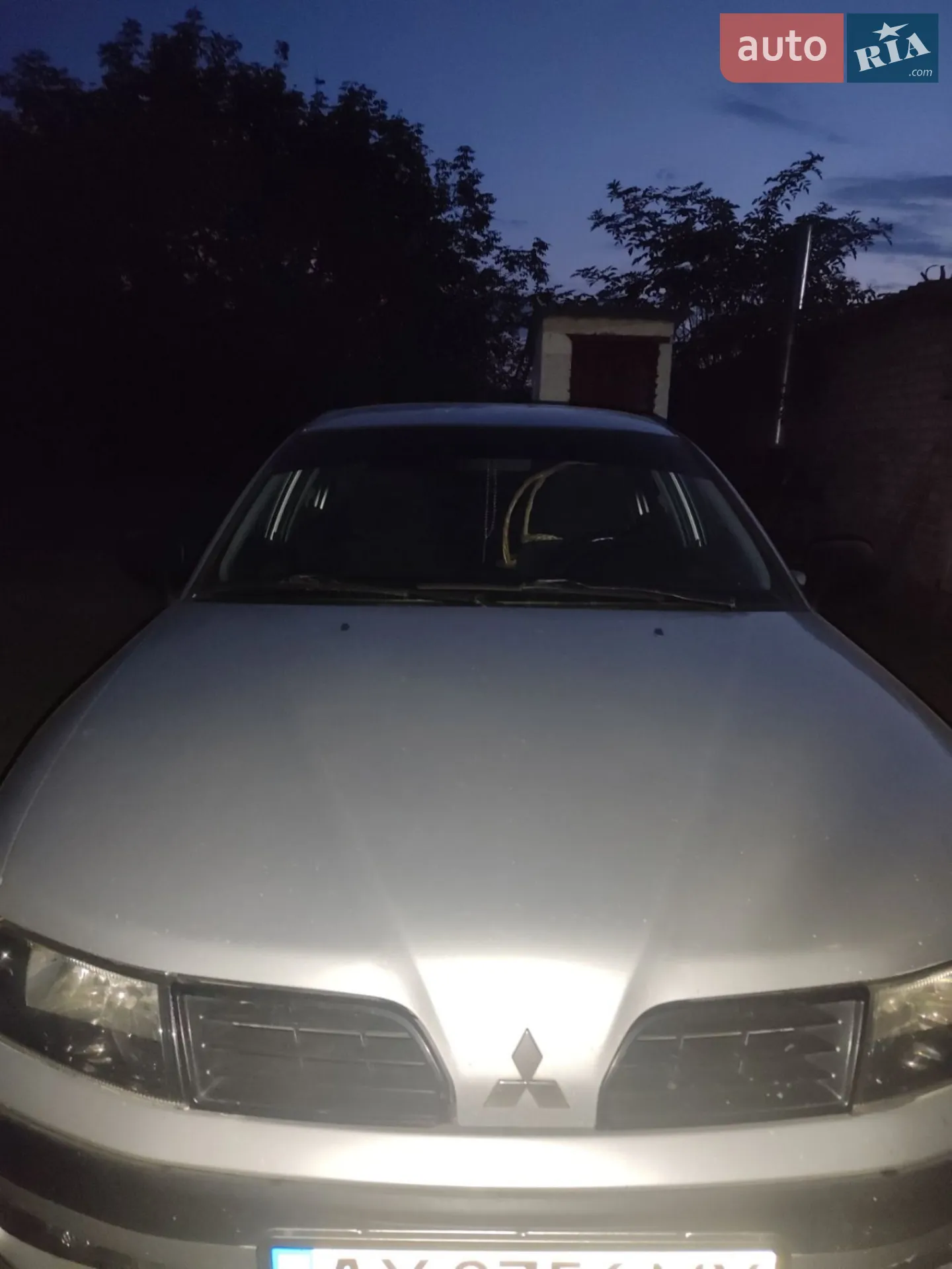 Mitsubishi Carisma, 2002