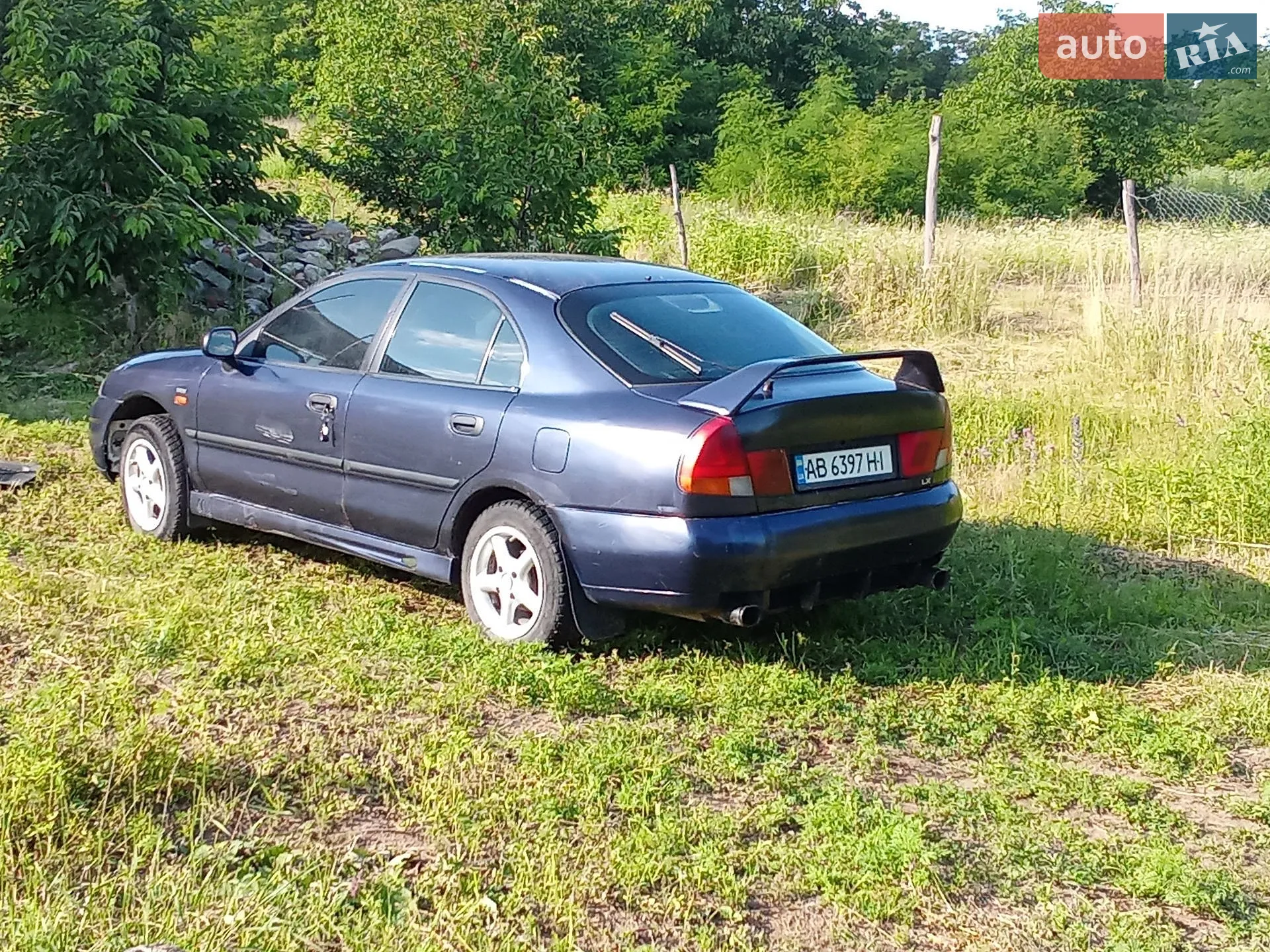 Mitsubishi Carisma, 1998