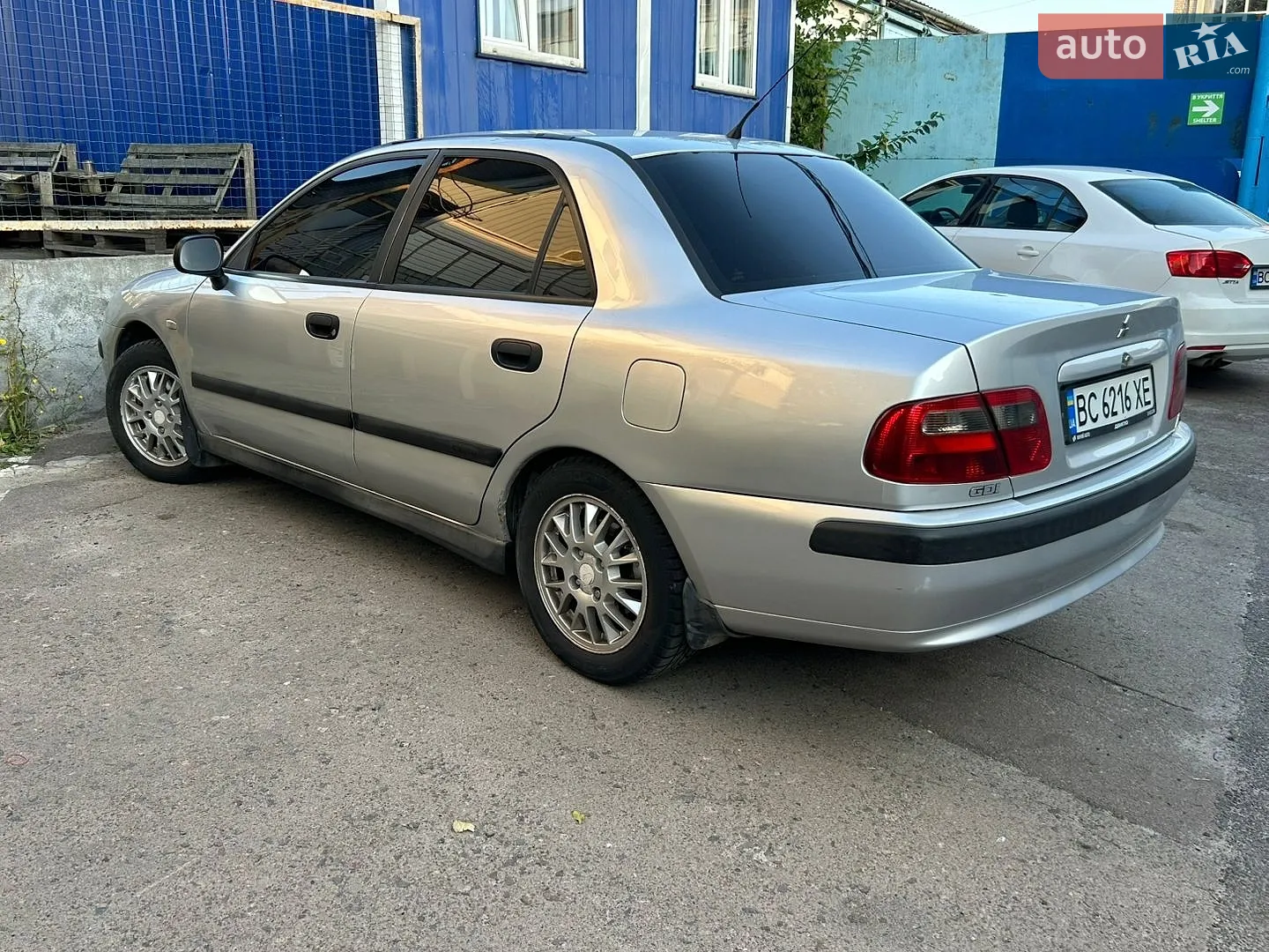 Mitsubishi Carisma, 2002