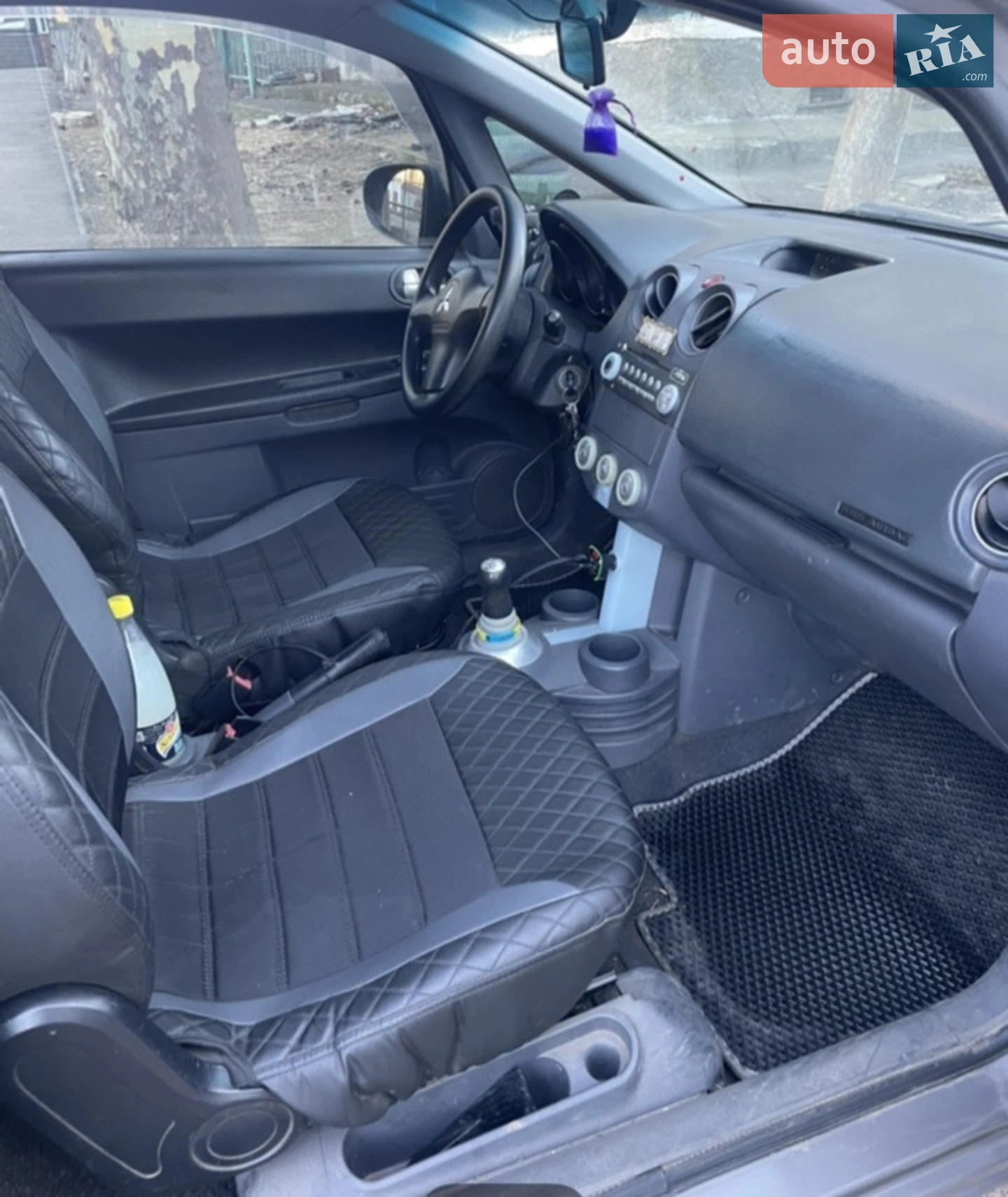 Mitsubishi Colt, 2005
