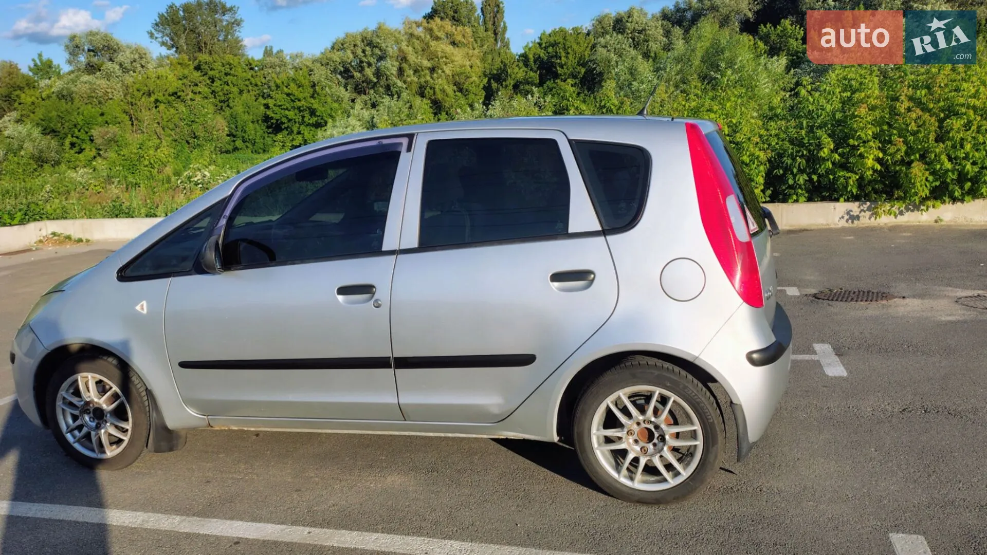 Mitsubishi Colt, 2005