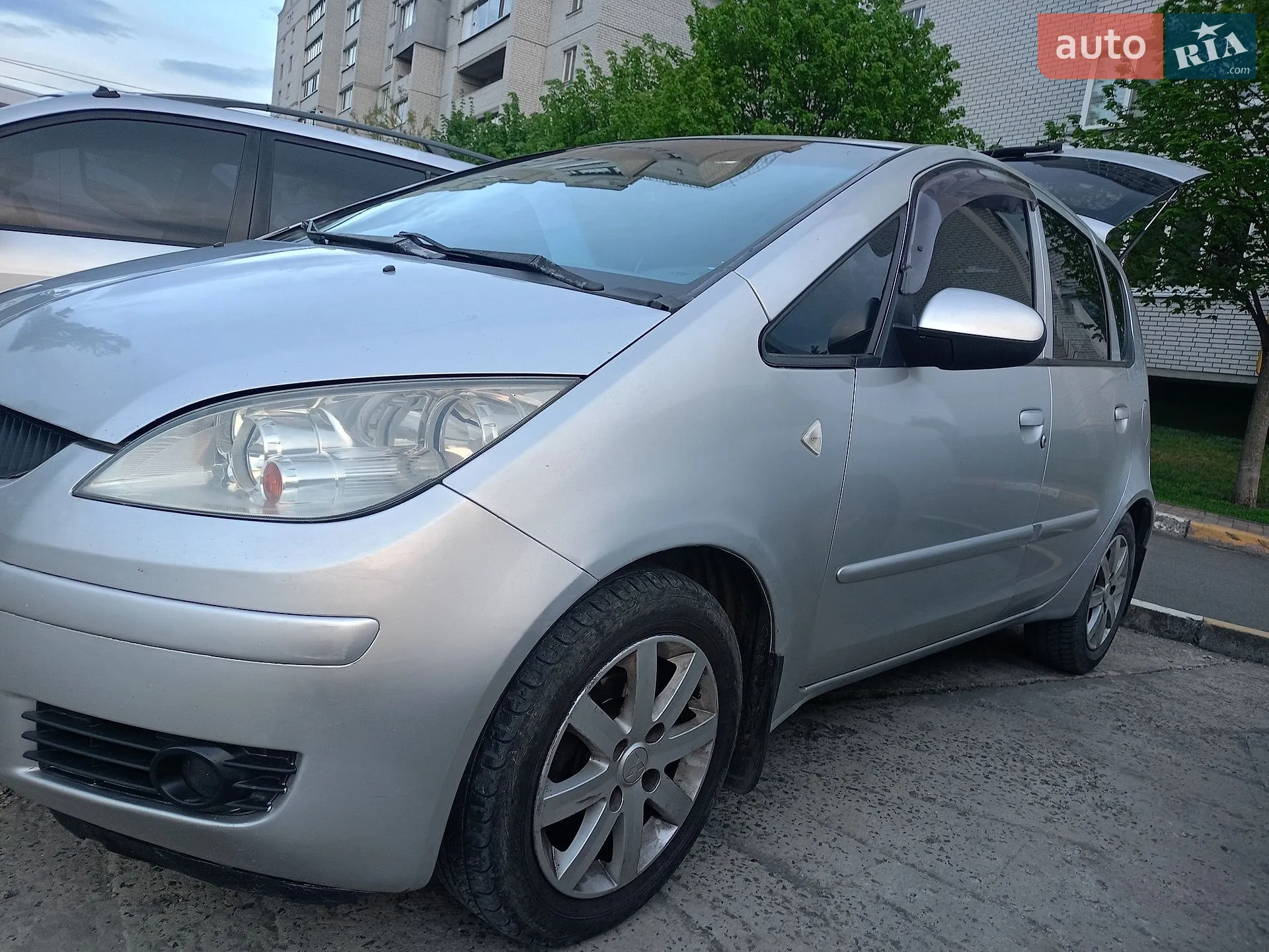 Mitsubishi Colt, 2005