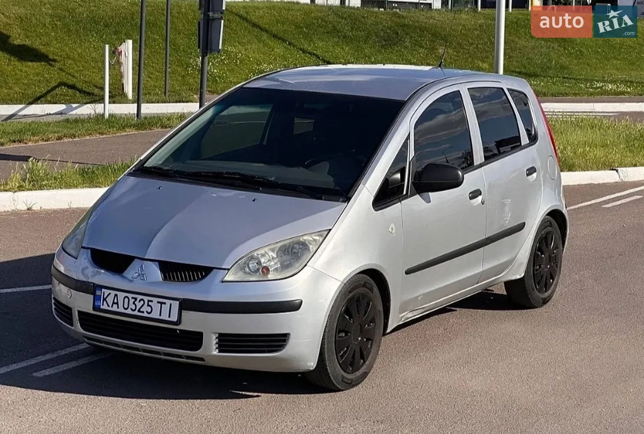 Mitsubishi Colt, 2005