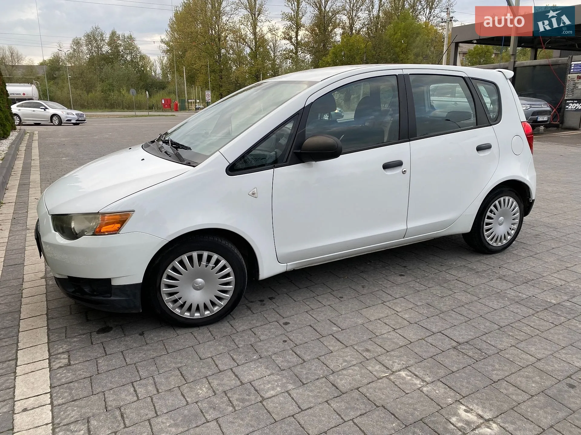 Mitsubishi Colt, 2009