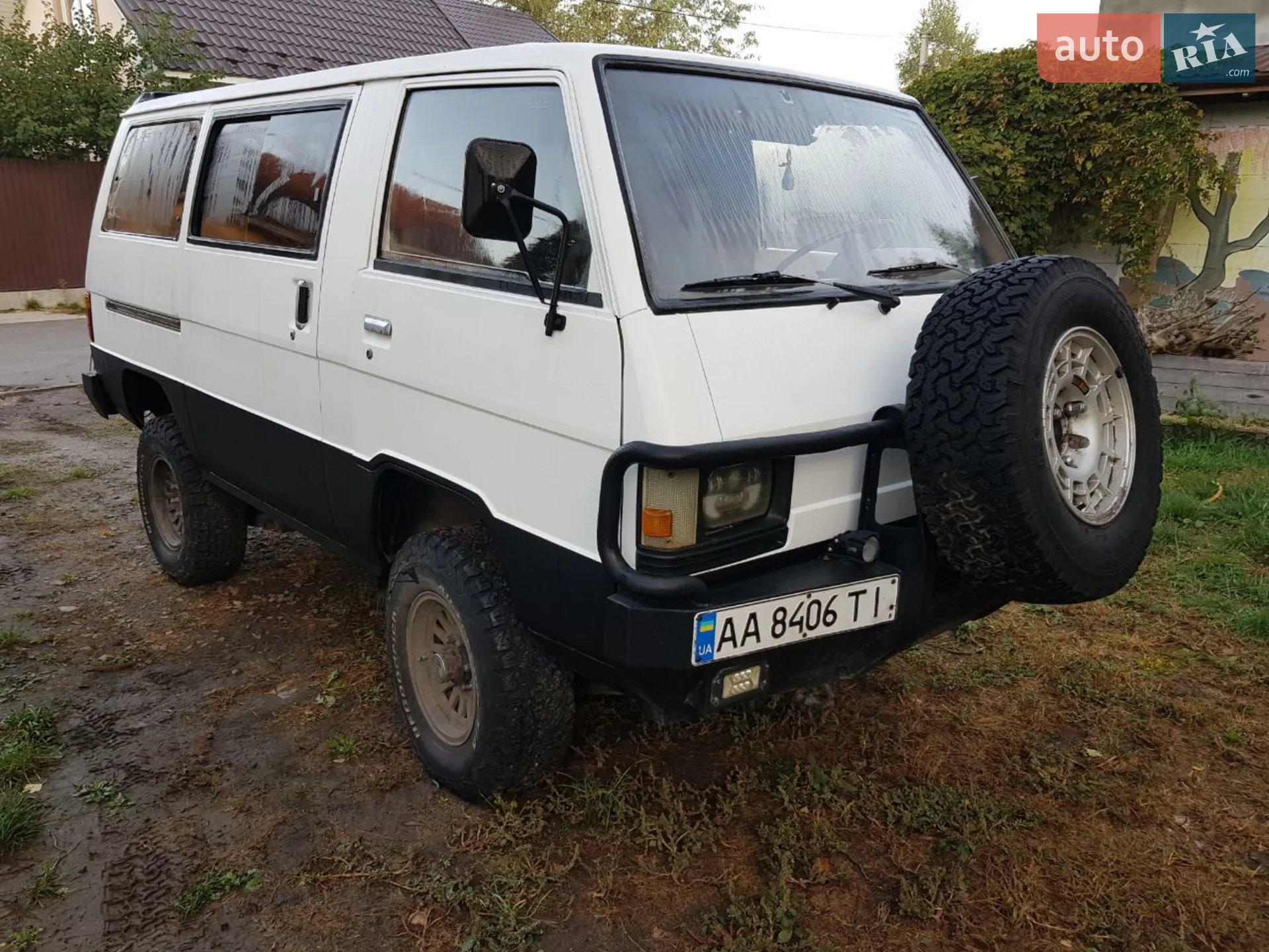 Mitsubishi Delica, 1983