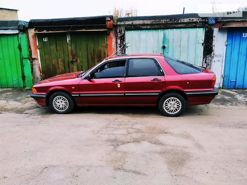 Mitsubishi Galant, 1990