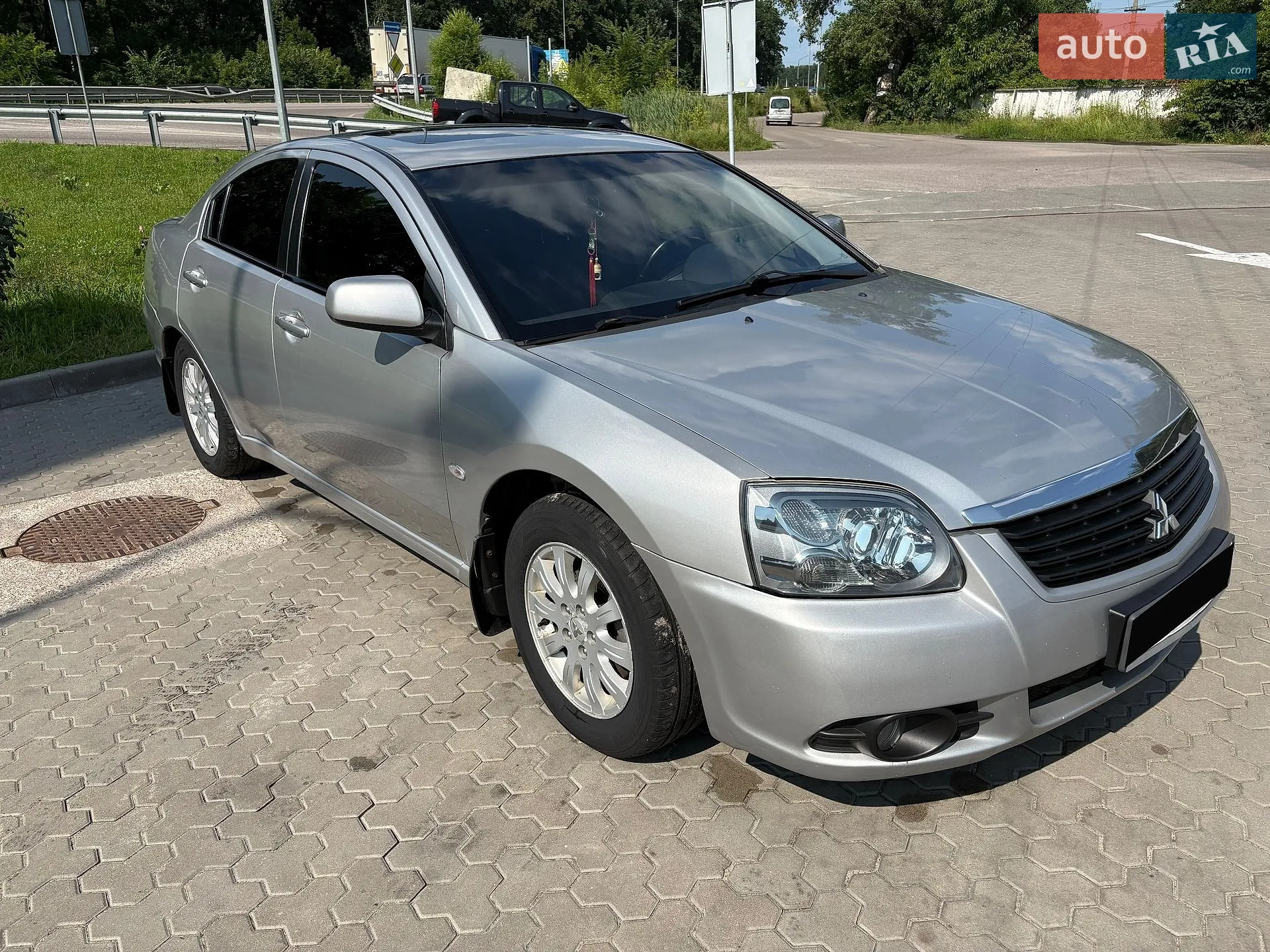 Mitsubishi Galant, 2009