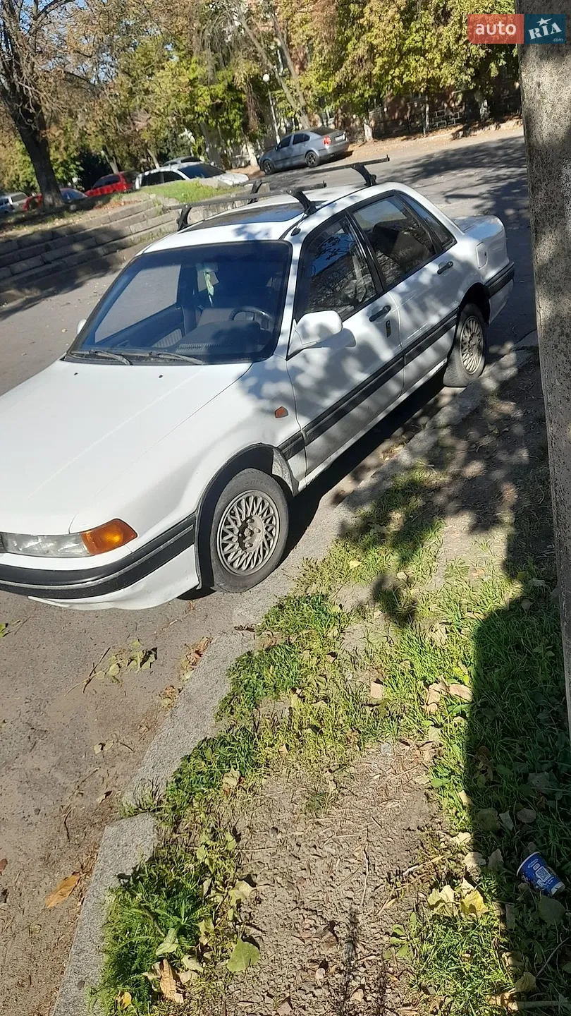 Mitsubishi Galant, 1988