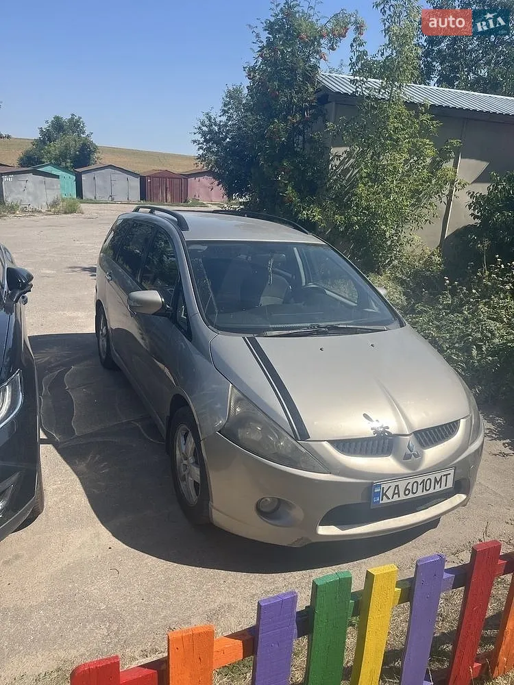 Mitsubishi Grandis, 2006