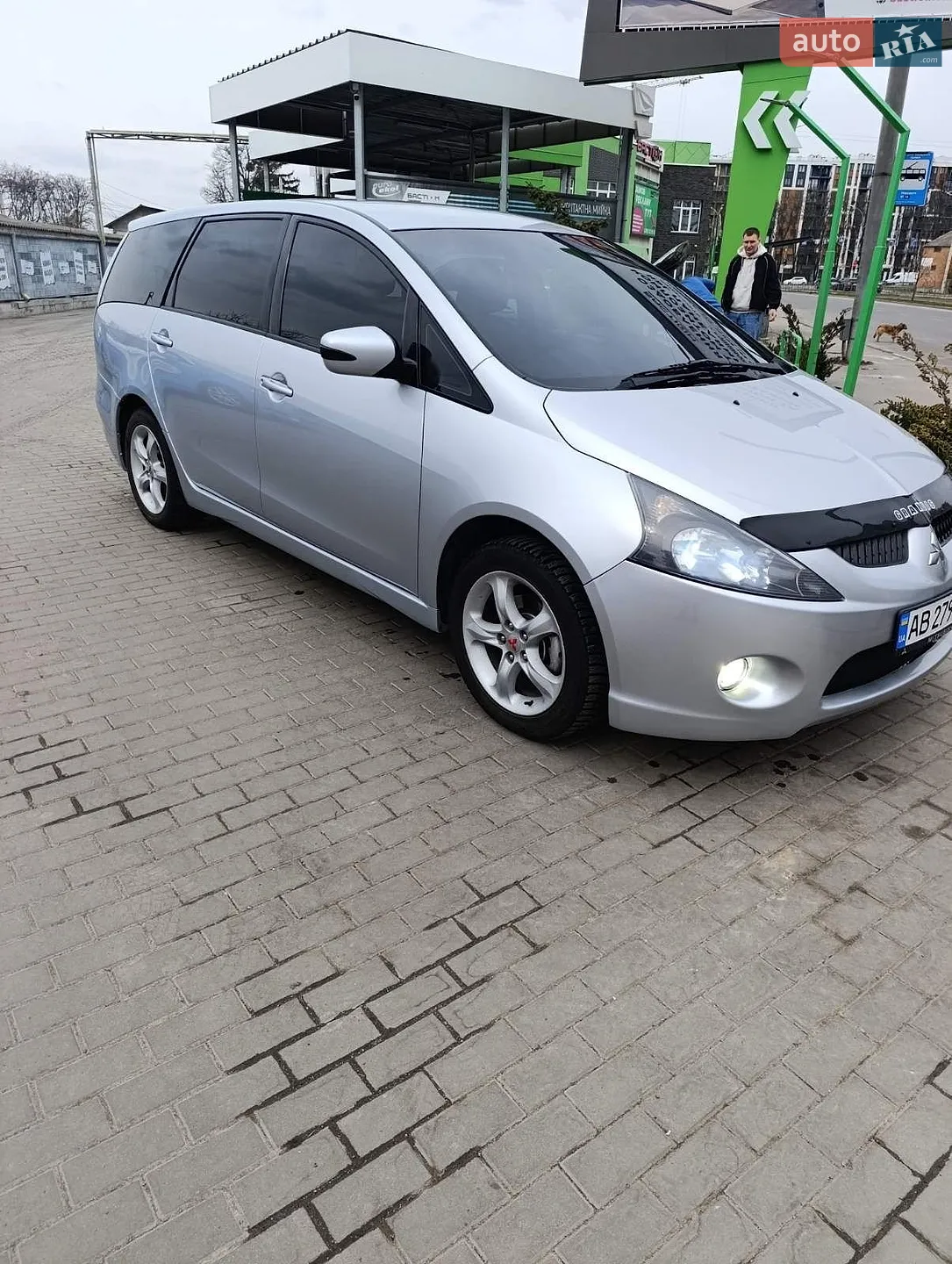 Mitsubishi Grandis, 2004