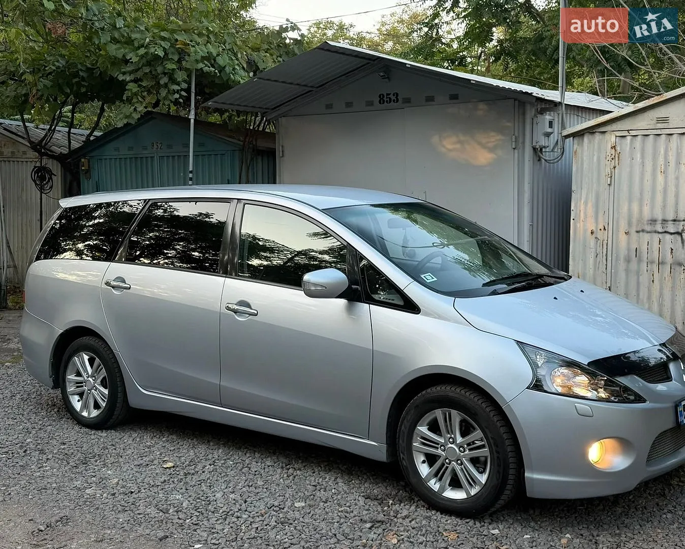 Mitsubishi Grandis, 2005
