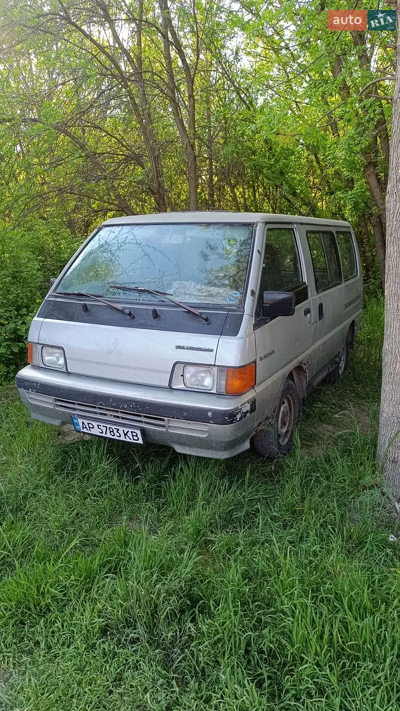 Mitsubishi L 300, 1987