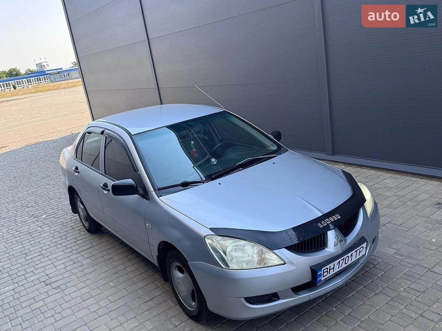 Mitsubishi Lancer, 2004
