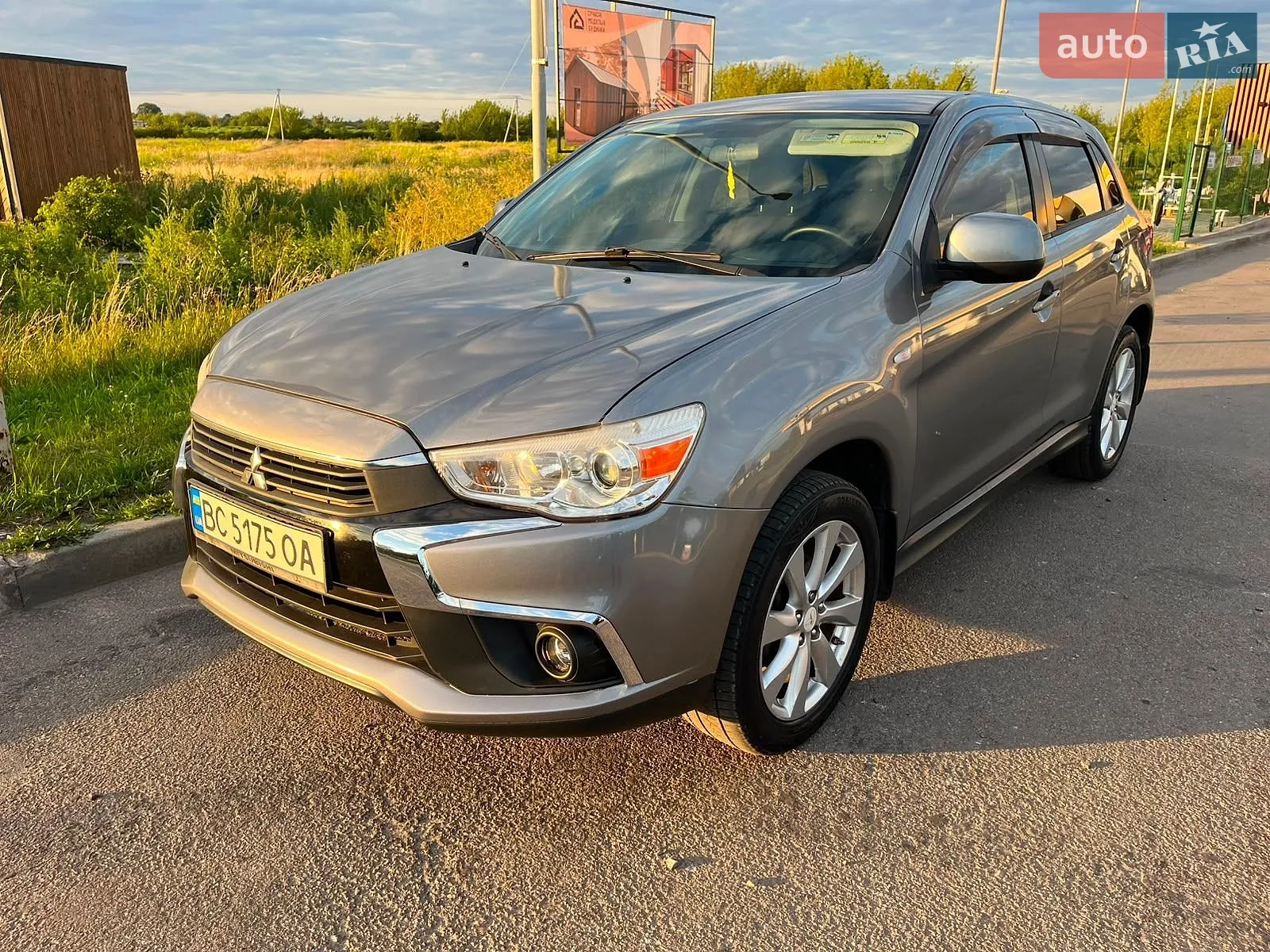 Mitsubishi Outlander Sport, 2015