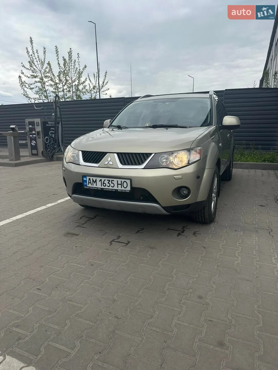 Mitsubishi Outlander XL, 2008