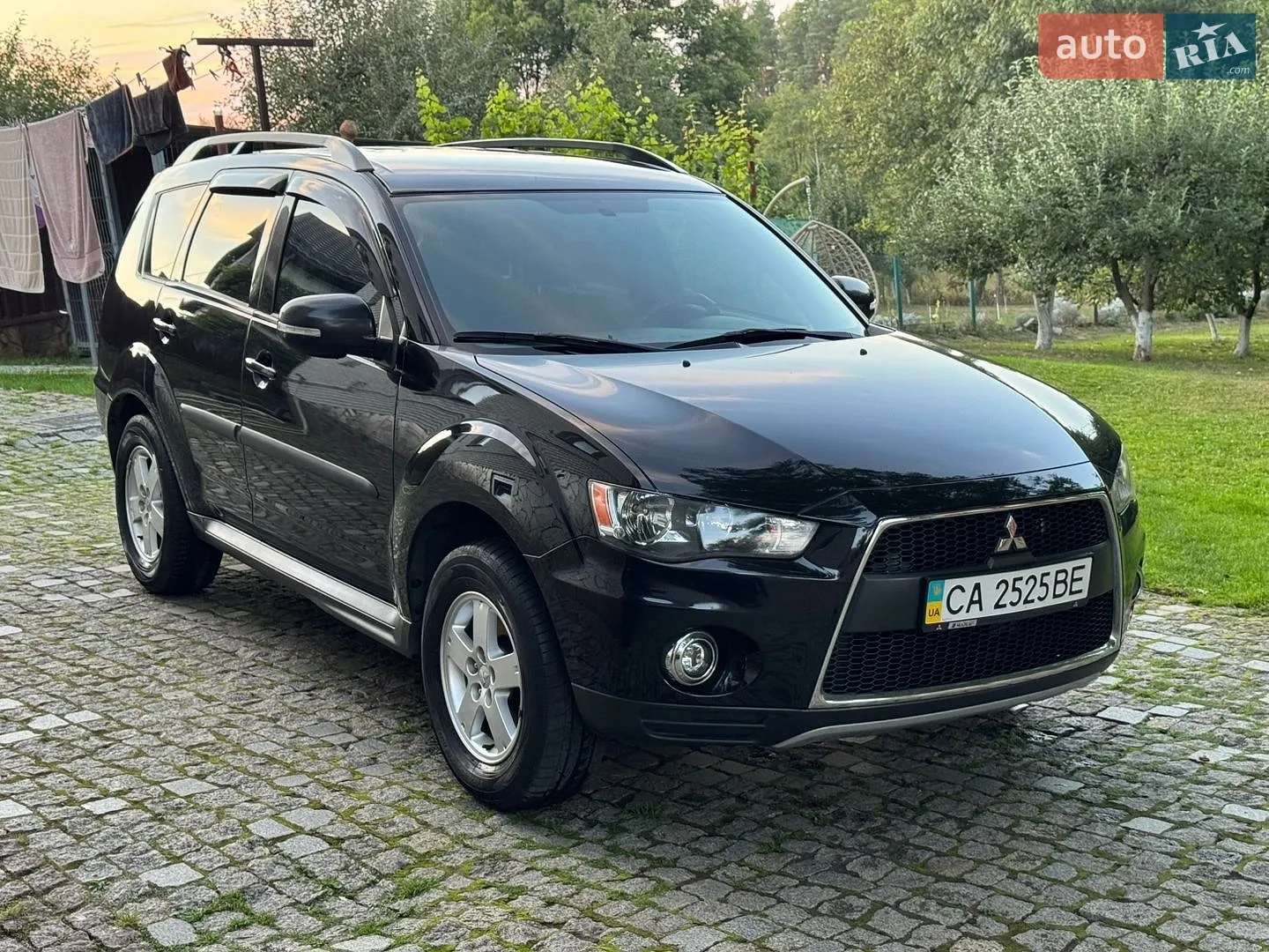 Mitsubishi Outlander XL, 2011