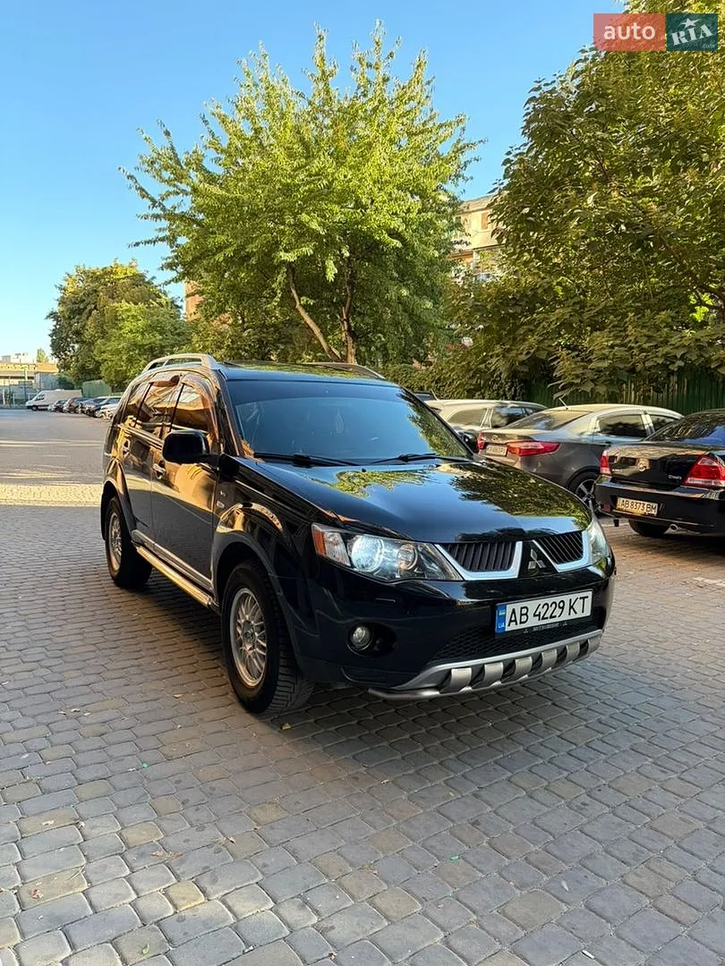 Mitsubishi Outlander XL, 2008