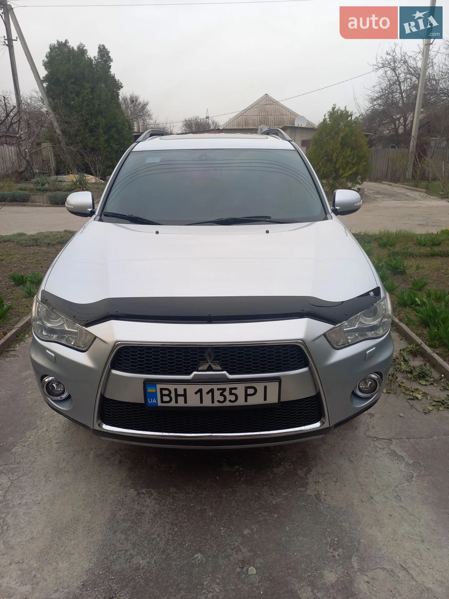 Mitsubishi Outlander, 2012