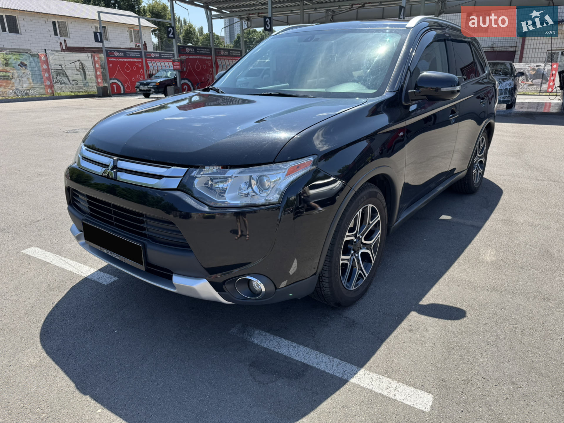 Mitsubishi Outlander, 2015