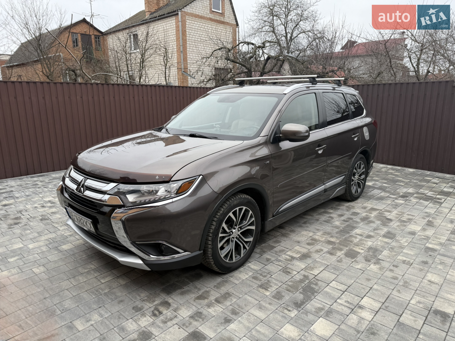 Mitsubishi Outlander, 2015