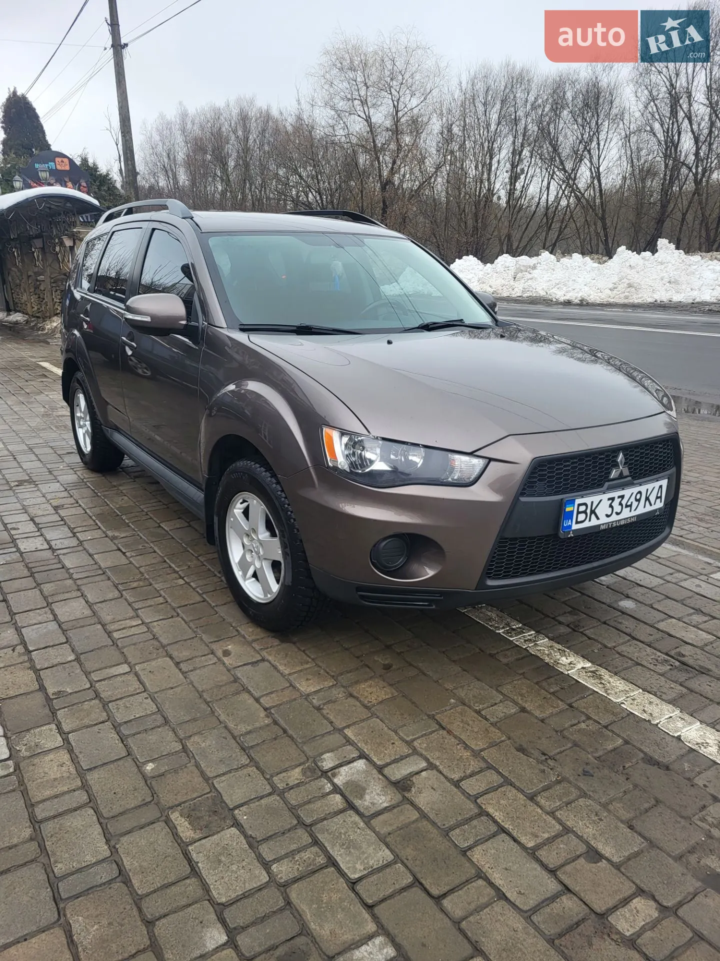 Mitsubishi Outlander, 2011