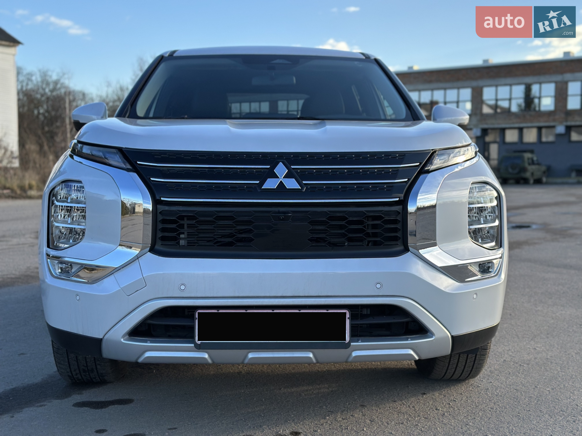 Mitsubishi Outlander, 2022