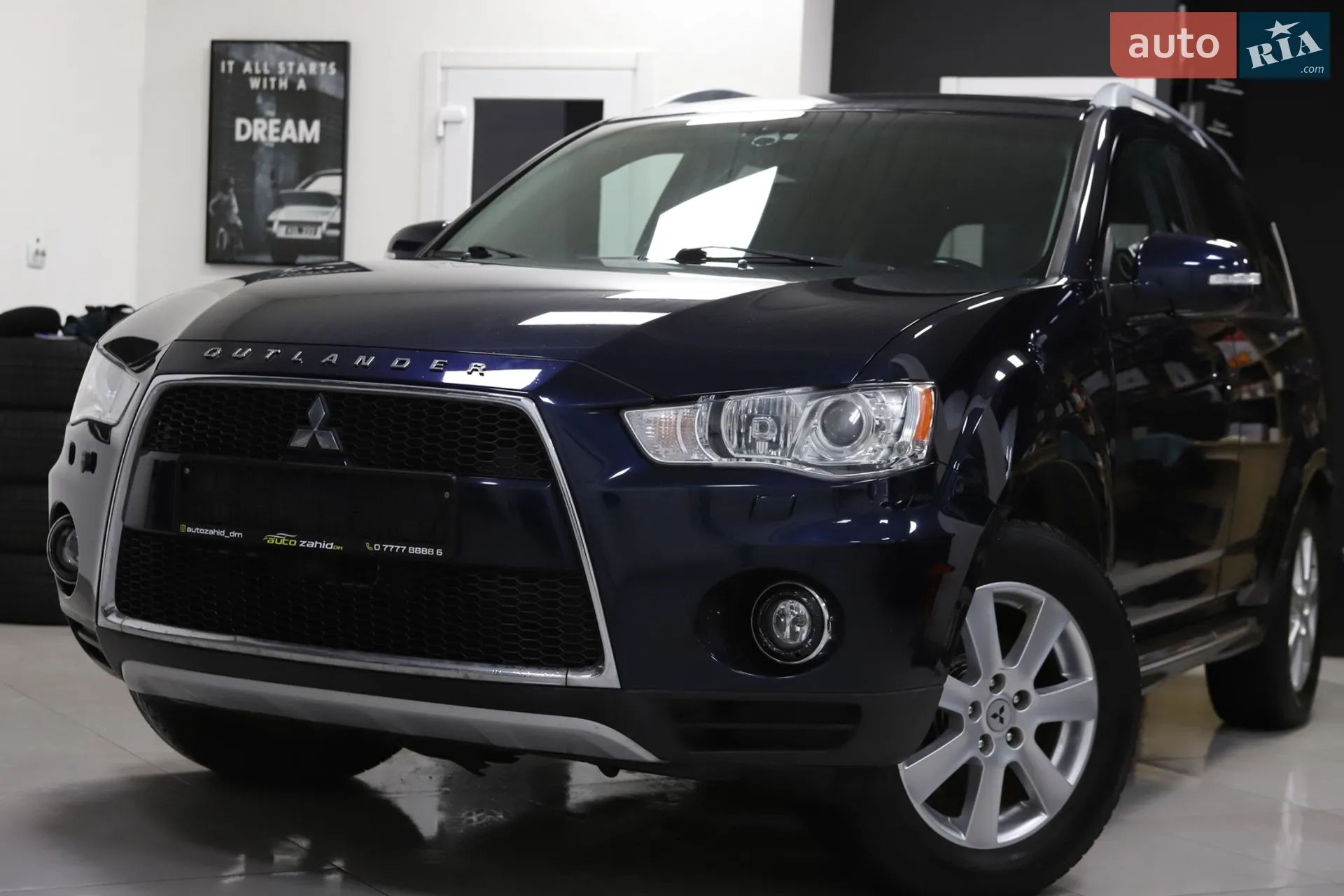 Mitsubishi Outlander, 2011