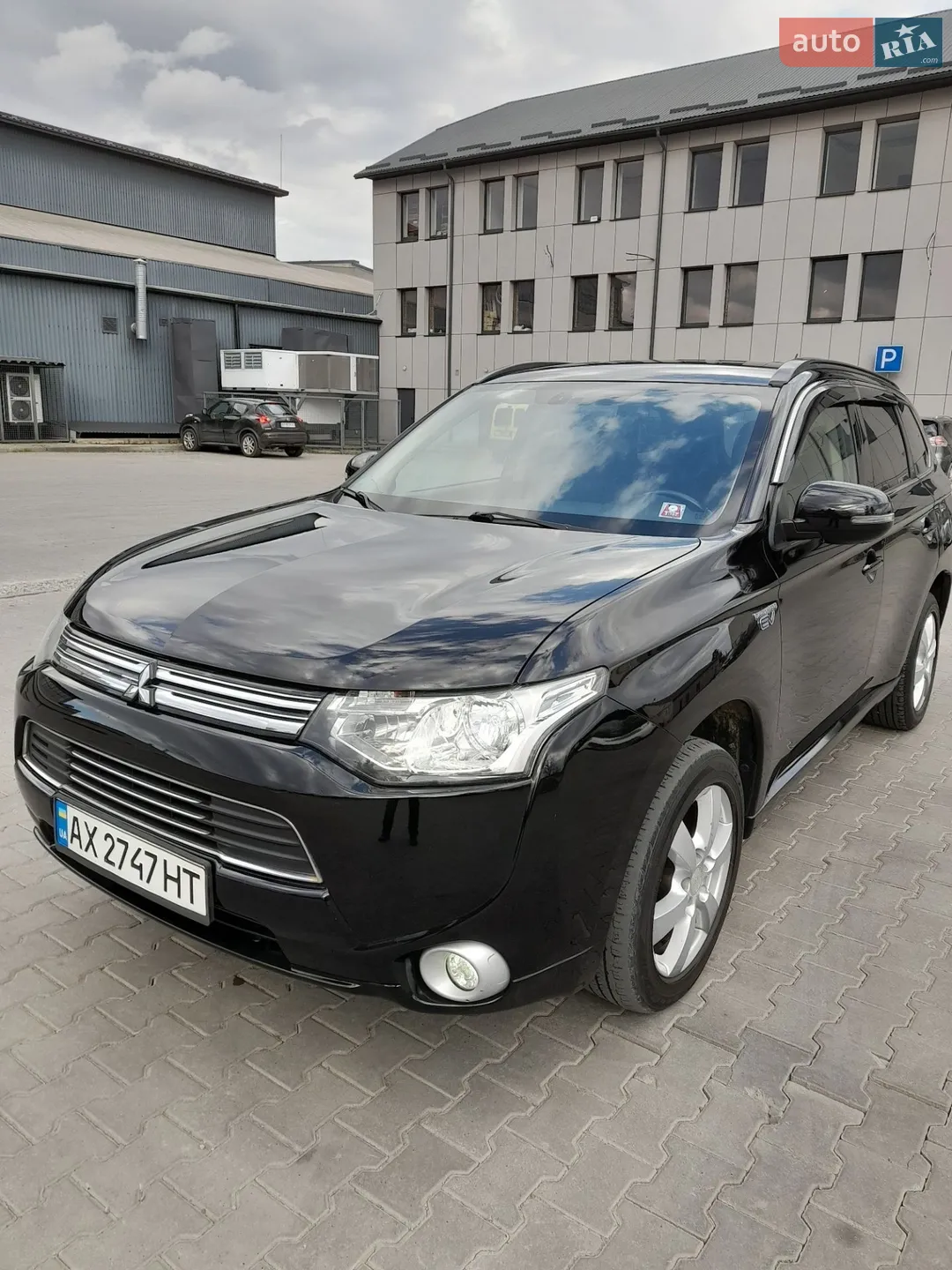 Mitsubishi Outlander, 2014
