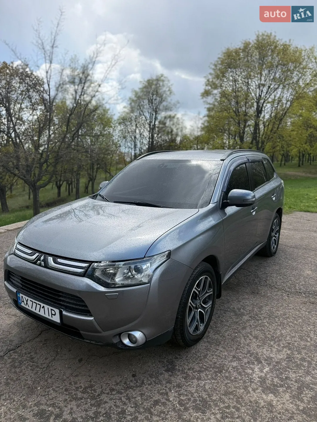 Mitsubishi Outlander, 2013