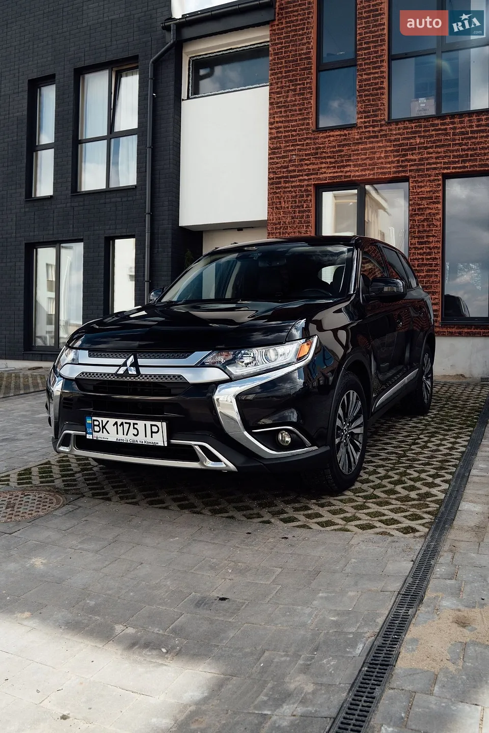 Mitsubishi Outlander, 2019