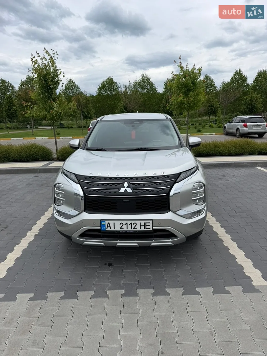 Mitsubishi Outlander, 2021