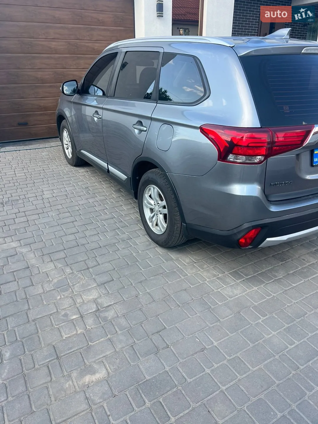 Mitsubishi Outlander, 2017