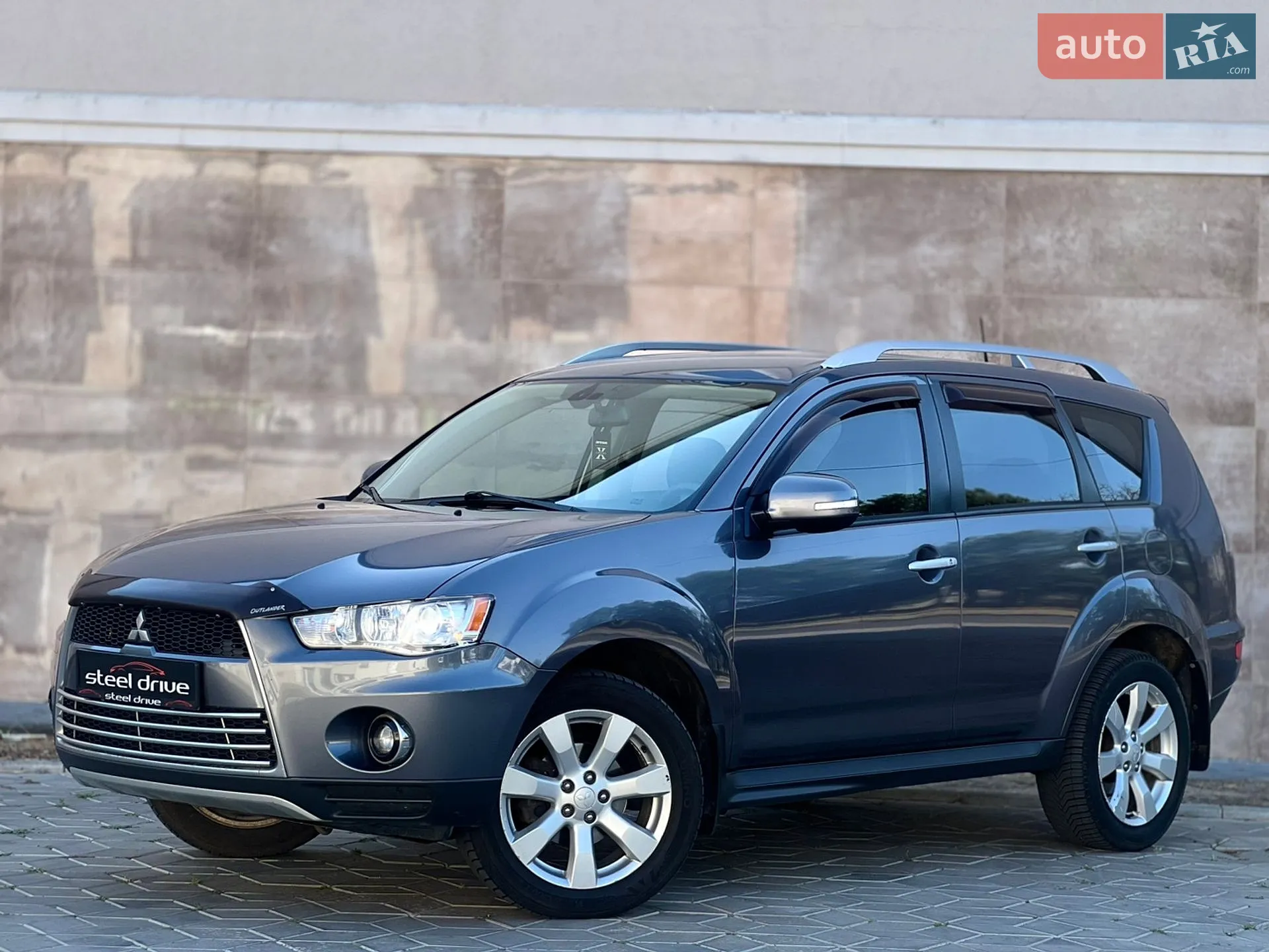Mitsubishi Outlander, 2010