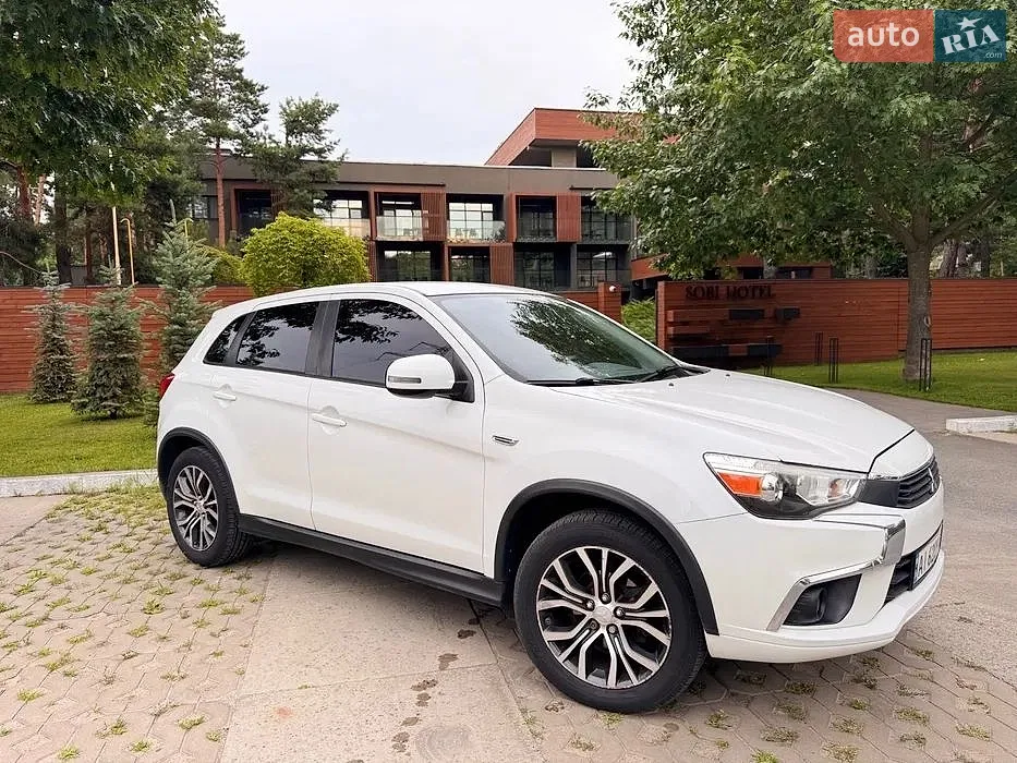 Mitsubishi Outlander, 2017