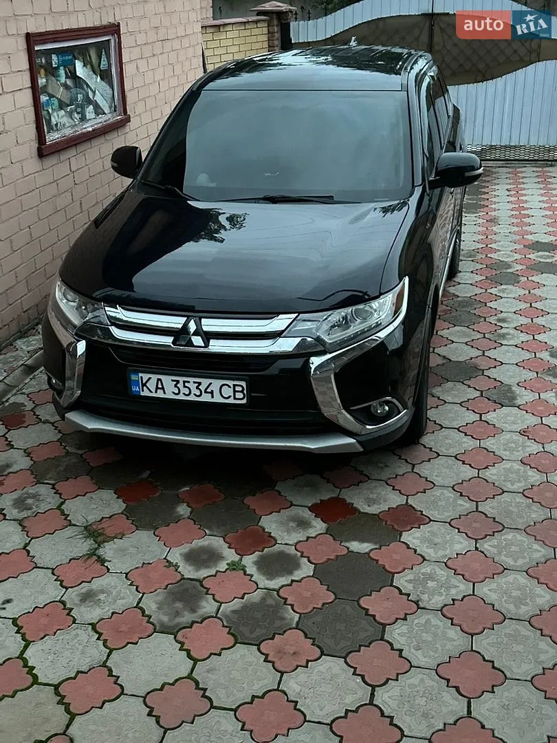 Mitsubishi Outlander, 2017